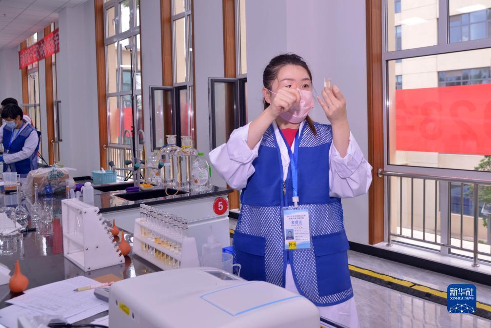 苹果手机怎么下载玛丽水果机?